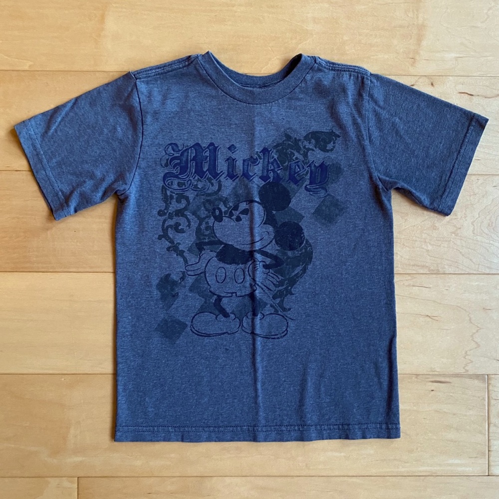 Disney Store Mickey Mouse Tee Shirt Boys 5/6 yr